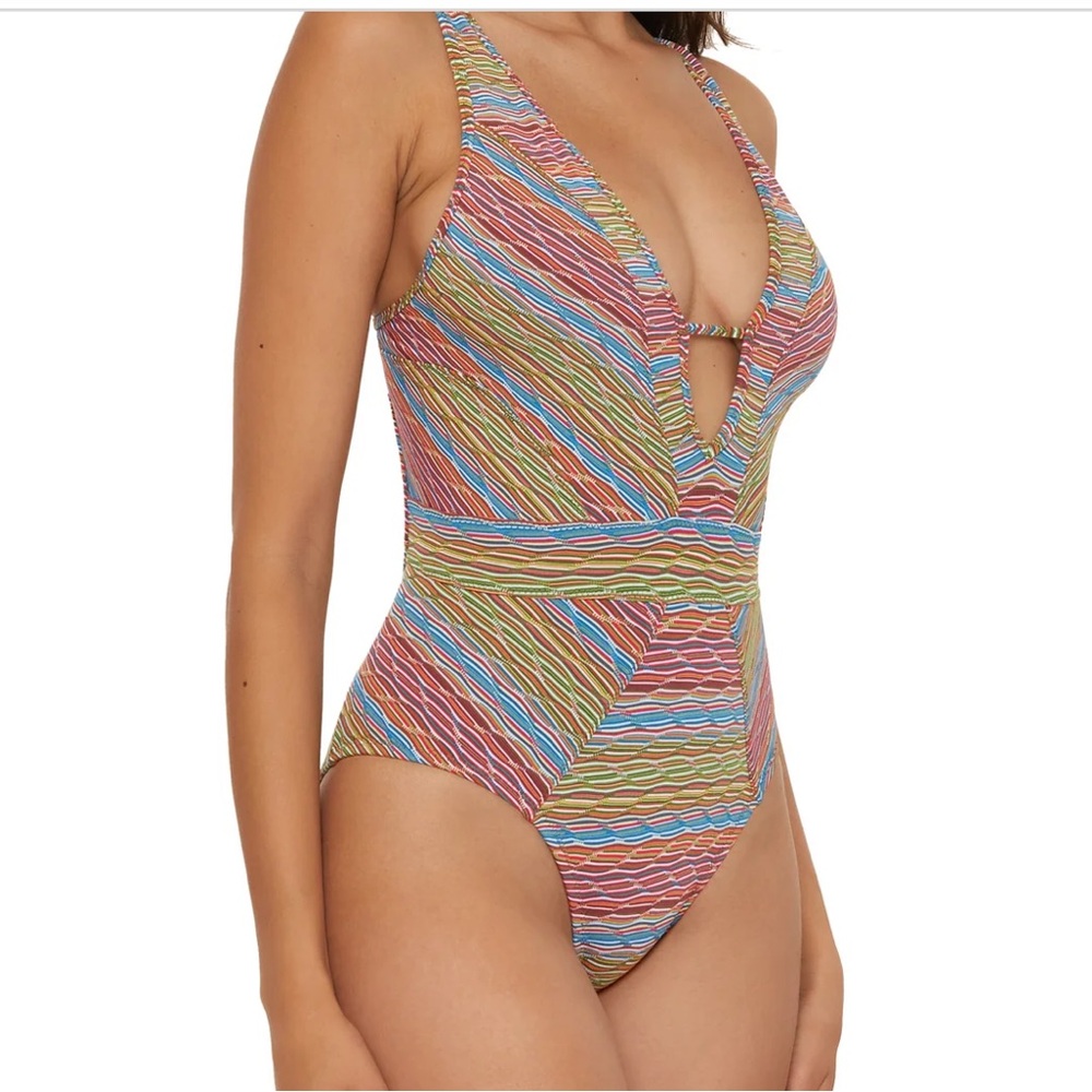 BECCA Free Spirit Plunge One-Piece Swimsuit NWT - Picture 5 of 13
